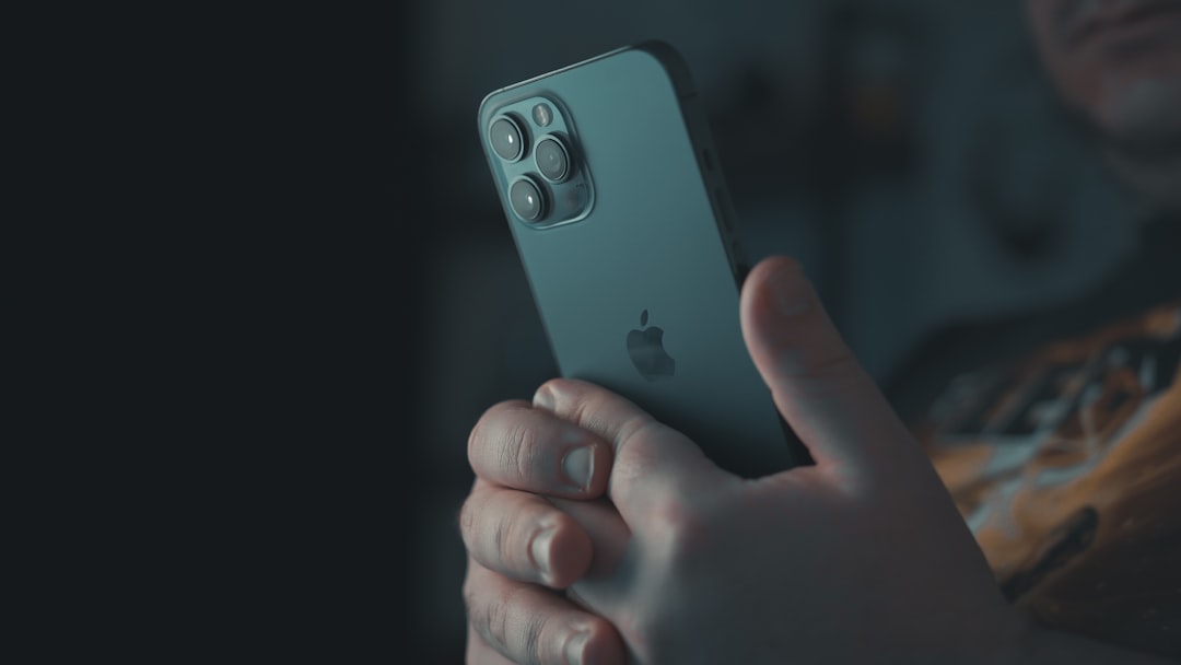 AirDrop Not Working? Causes and Fixes That Actually Work