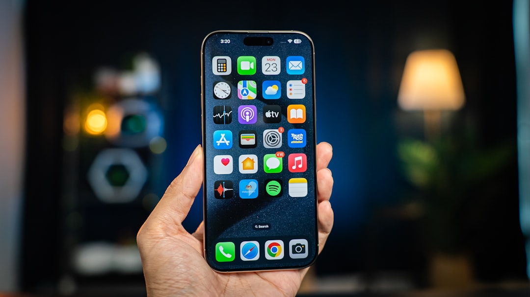 iPhone vs Android: Which Should You Choose in 2026?