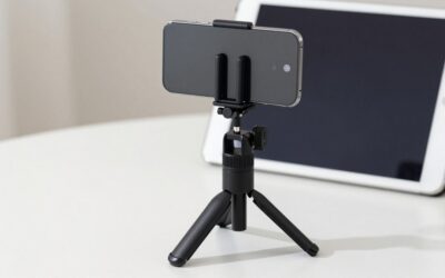 Selfie Stick Tripod vs yAyusi Extendable Mini Selfie Stick: Which Should You Buy?